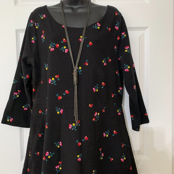 Old Navy Black/Red Dress, Size XL - Picture 3 of 12